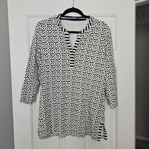 J. McLaughlin Black and White Patterned Women's Top Size M